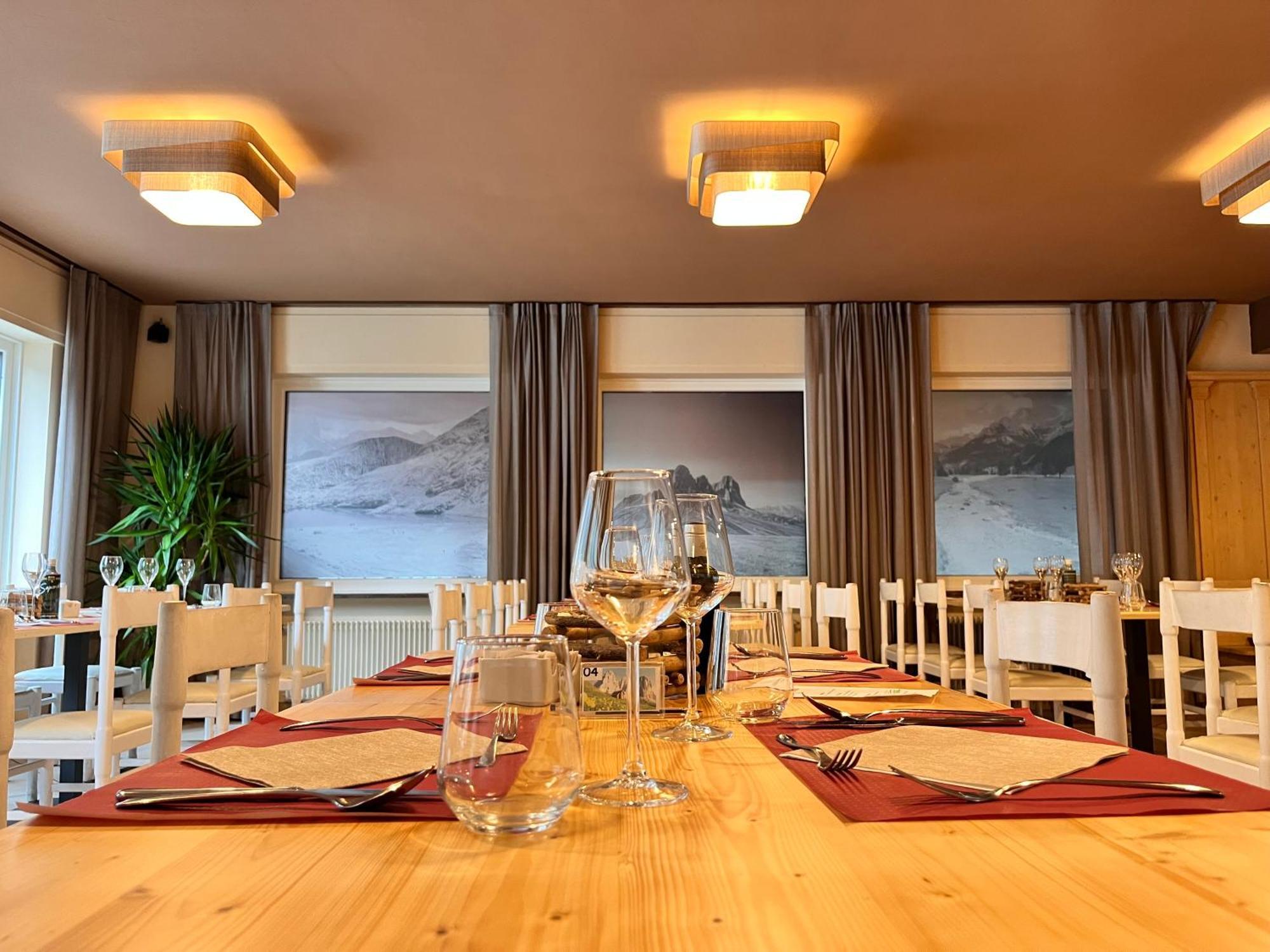 Hotel Rododendro Campitello di Fassa Eksteriør billede