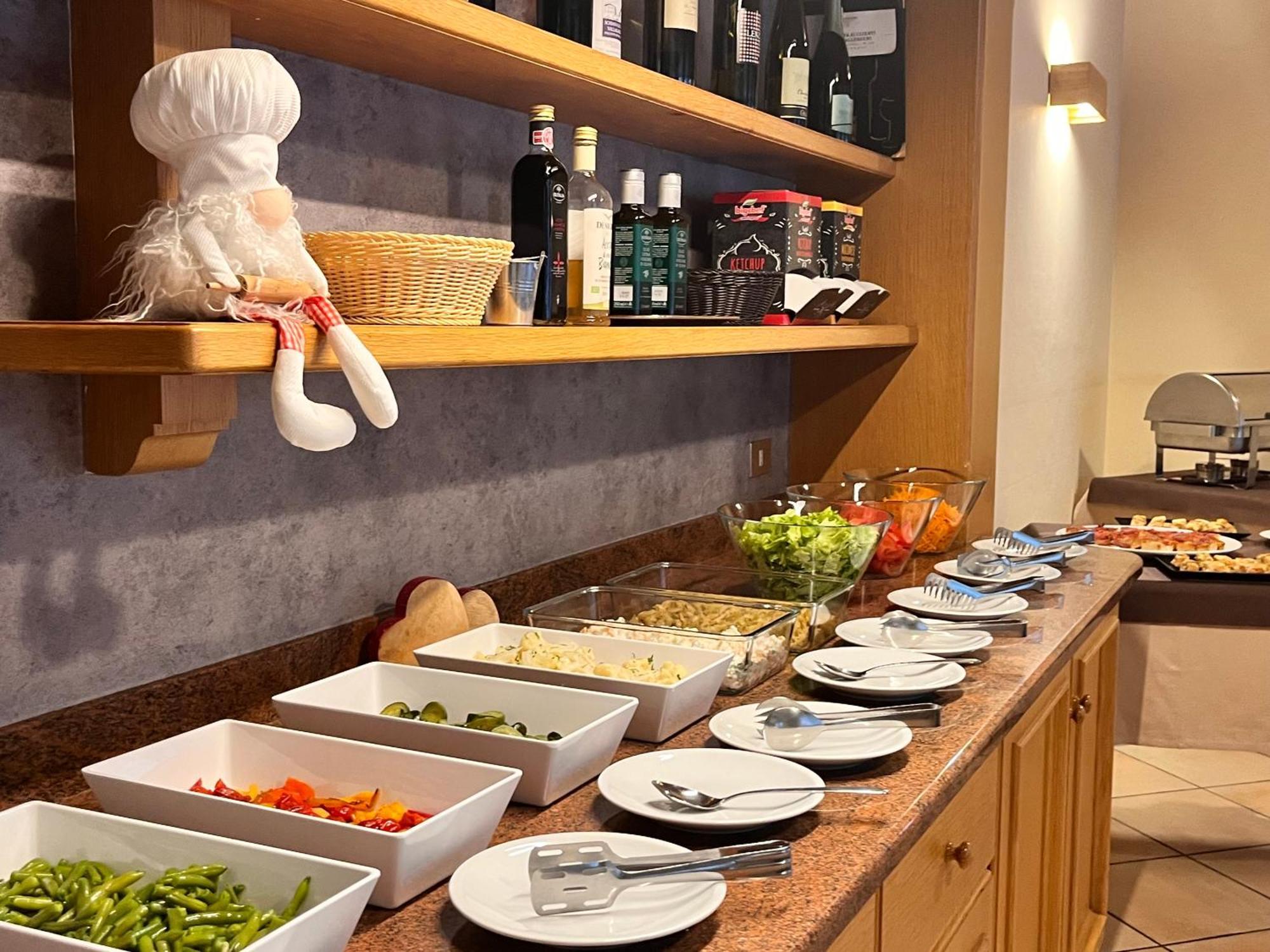 Hotel Rododendro Campitello di Fassa Eksteriør billede